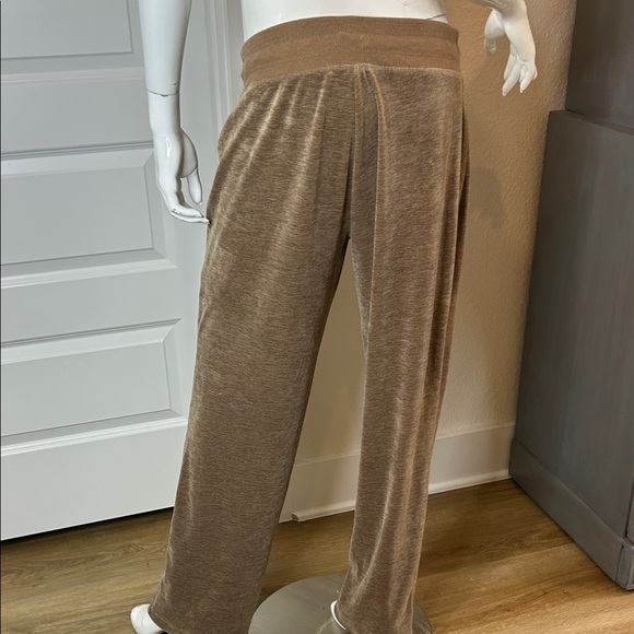Calvin Klein Women’s Cozy Brown/tan Lounge Pants size M - Picture 2 of 8
